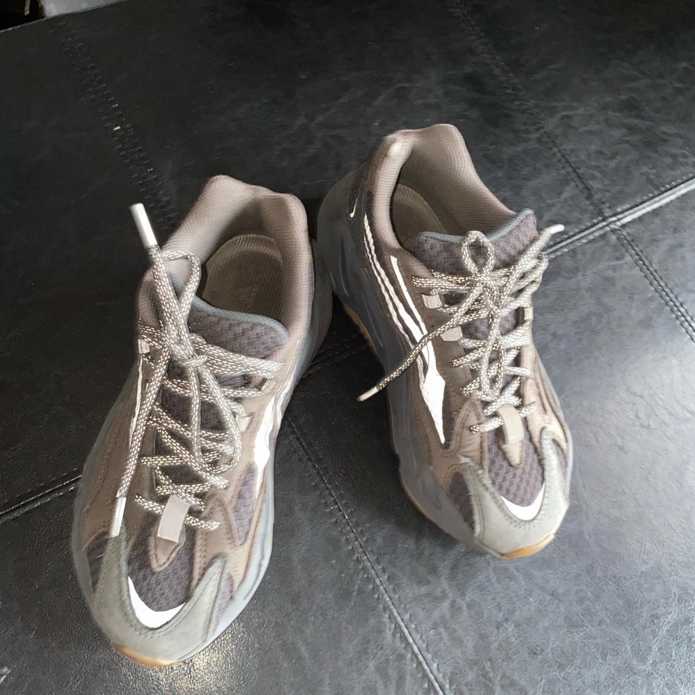 Yeezy 700